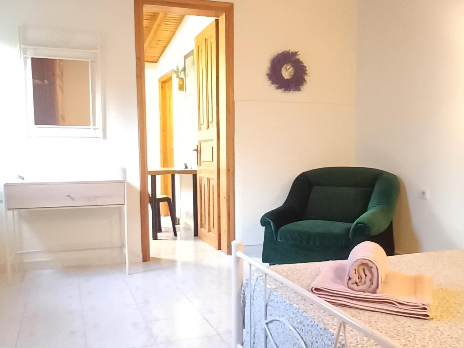 Flora Studios Corfu - Adults Only Benitses  Ngoại thất bức ảnh
