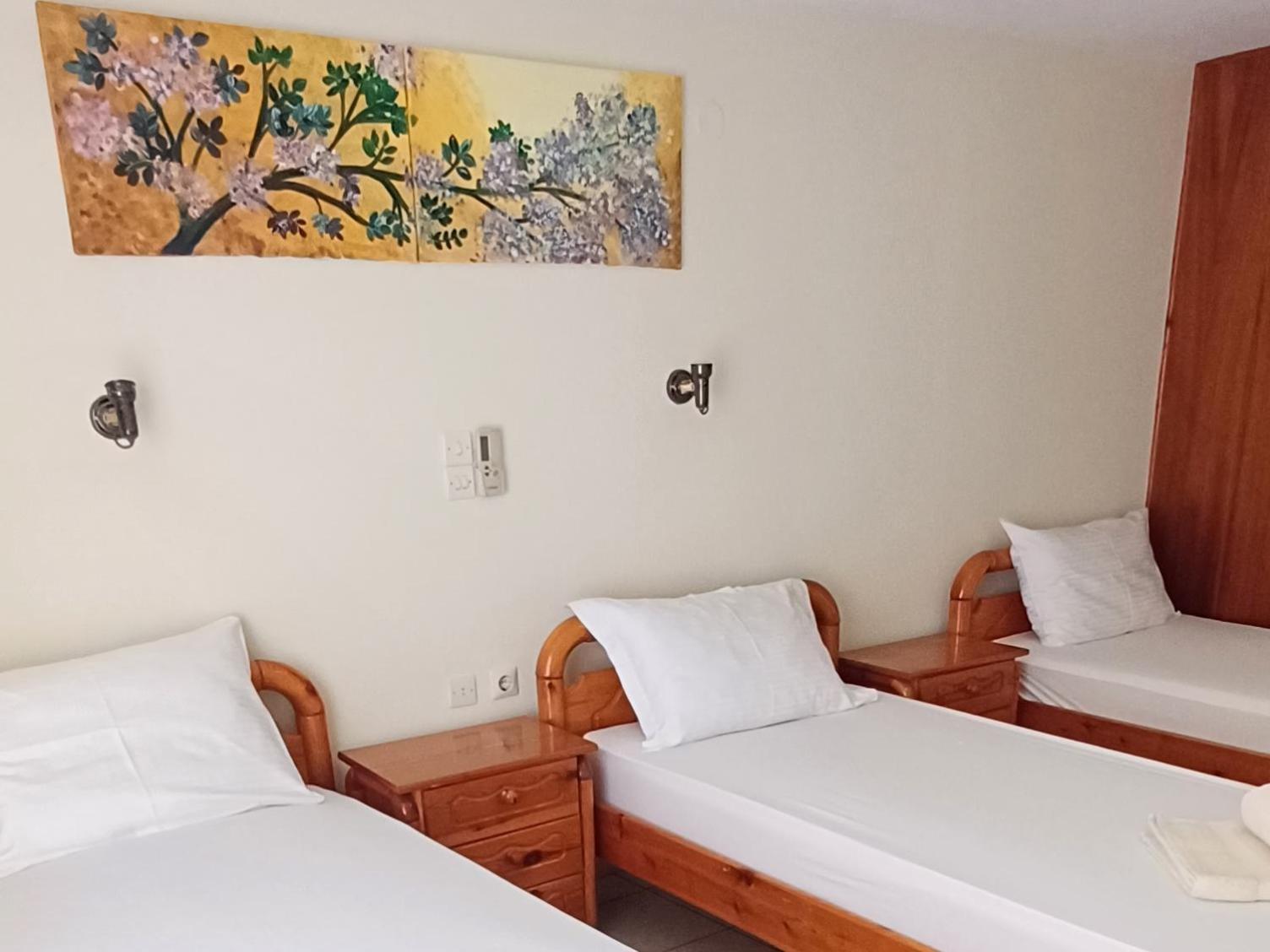 Flora Studios Corfu - Adults Only Benitses  Ngoại thất bức ảnh