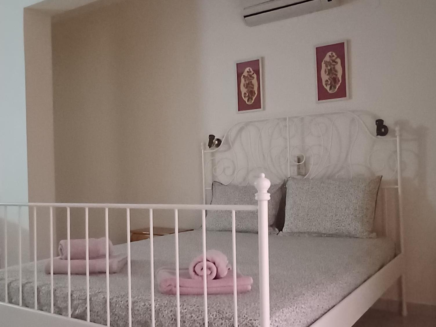 Flora Studios Corfu - Adults Only Benitses  Ngoại thất bức ảnh