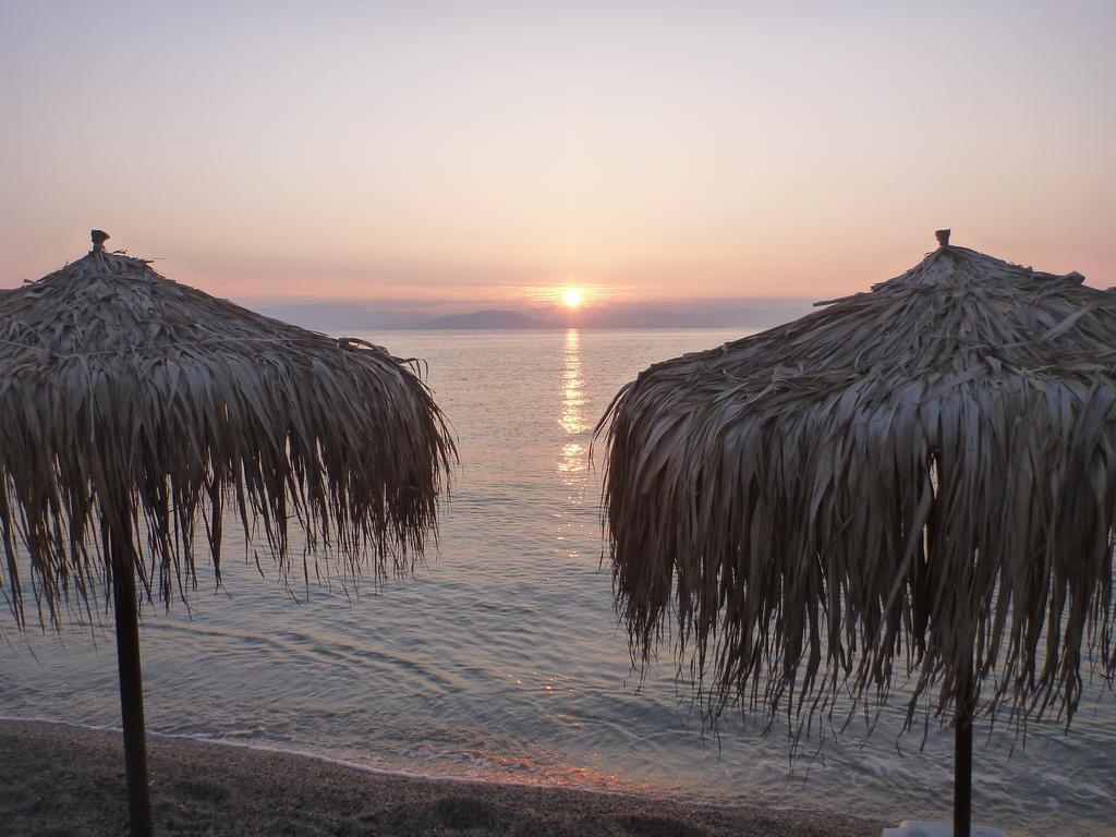 Flora Studios Corfu - Adults Only Benitses  Ngoại thất bức ảnh